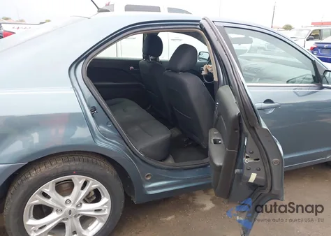 2012 Ford Fusion Se z USA, uszkodzony, nr VIN 3FAHP0HA3CR400155